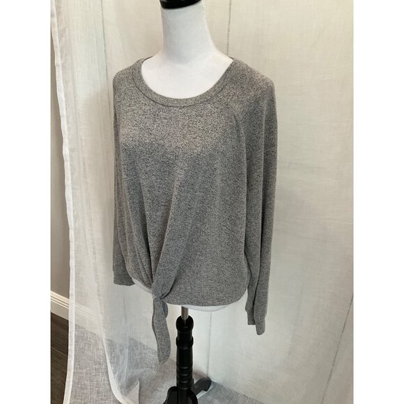 Billabong Crewneck Tie front Gray Sweater Size Medium - Picture 2 of 5